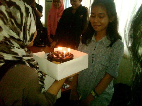 Happy Birthday buat temen kita ~» <a href="/leniutamii/">⛅</a> yg ke #18thn