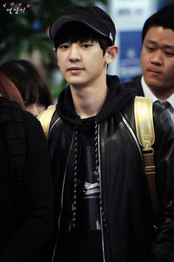 ChanHomeTH's tweet photo. 141028 ICN AIRPORT #찬열 #Chanyeol
Cr._YEOLCOLD #3
http://t.co/RrmdzARjjA http://t.co/6I2FKlsfbl