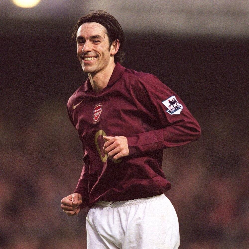 Happy Birthday to this legend, Robert Pires!! 