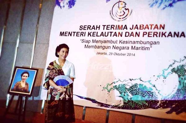 Menteri Kelautan dan Perikanan Susi Pudjiastuti saat serah terima jabatan di Gedung Mina Bahari III KKP