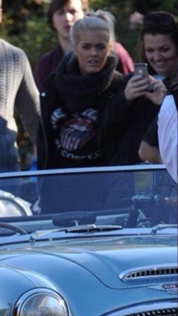 tofutame's tweet photo. When your son is being arrested http://t.co/bB41XKdW6y