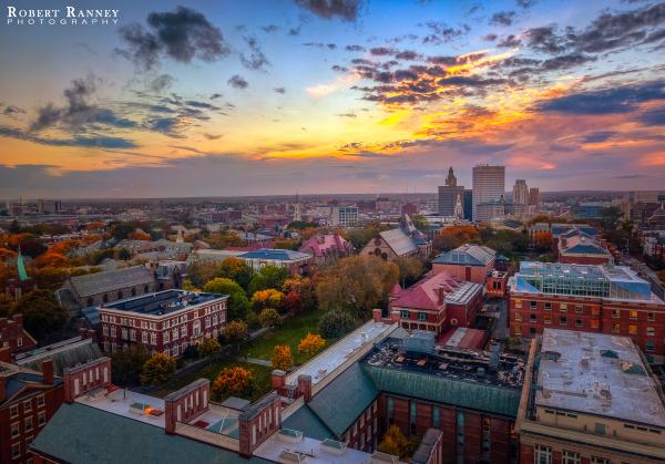 robranney's tweet photo. The #sunset was OK last night... #Providence #BrownUniversity @BrownUniversity #fall http://t.co/aSYD3acdSm