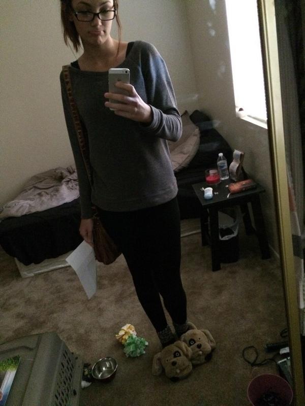 taylinkenzy's tweet photo. Post wisdom teeth af http://t.co/Mz1alxNnA6