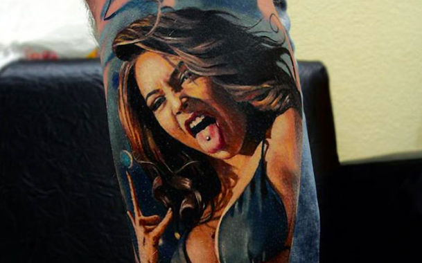 Tatuagens realistas da russa Valentina Ryabova B1HFOe8CEAE8GQ3 - Tatuagens realistas da russa Valentina Ryabova