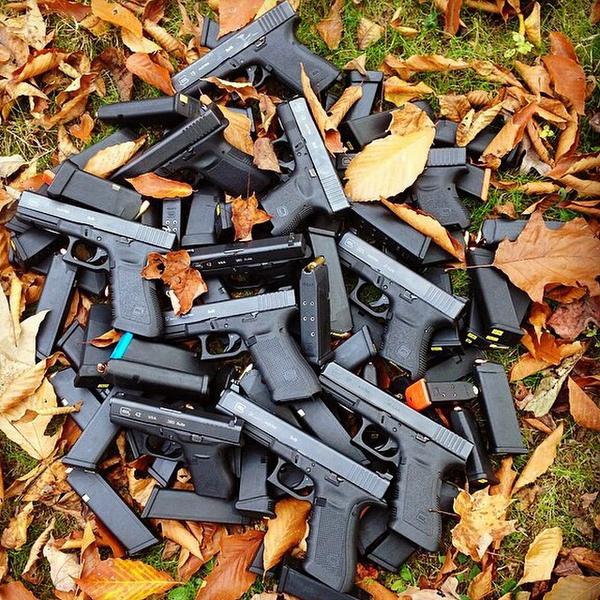 dpmsystemsltd's tweet photo. Autumn is here!

http://t.co/TzlZLaFbo0

#glock #glockporn #guns #gunporn #2A #autumn http://t.co/RqUnk1kNcB