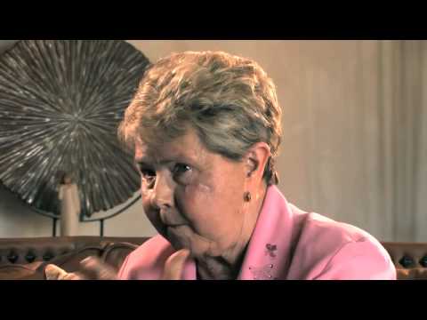 GiterDoneNews's tweet image. First Gay Couple To ... #ArizonaChapter #GayCouple #GayMarriage #HumanRightsCampaign j.mp/ZzyGfC