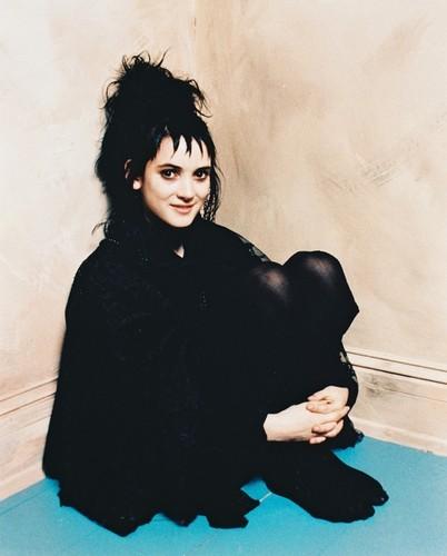 Happy 43rd Birthday to a teen crush of mine, Winona Ryder.. 
