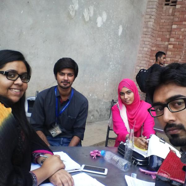 Ali92932's tweet photo. My Group Members are Me Muhammad Ali Afzal Chaudhry,Shiza Chaudhry,Shuham,Aqsa.#educ300fcc http://t.co/42tCw7iA1Z