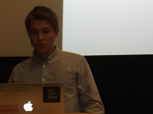tminbound's tweet photo. Kult med unge, flinke folk @JanLossius #fanbooster http://t.co/5LSXEYYrWD