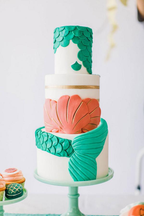 LillybeeU's tweet photo. Pearls &amp; macaroons = dessert heaven! Bringing these for our next Lillybee U Meeting! via @ContemporaryCD http://t.co/zmFvyxYkUo