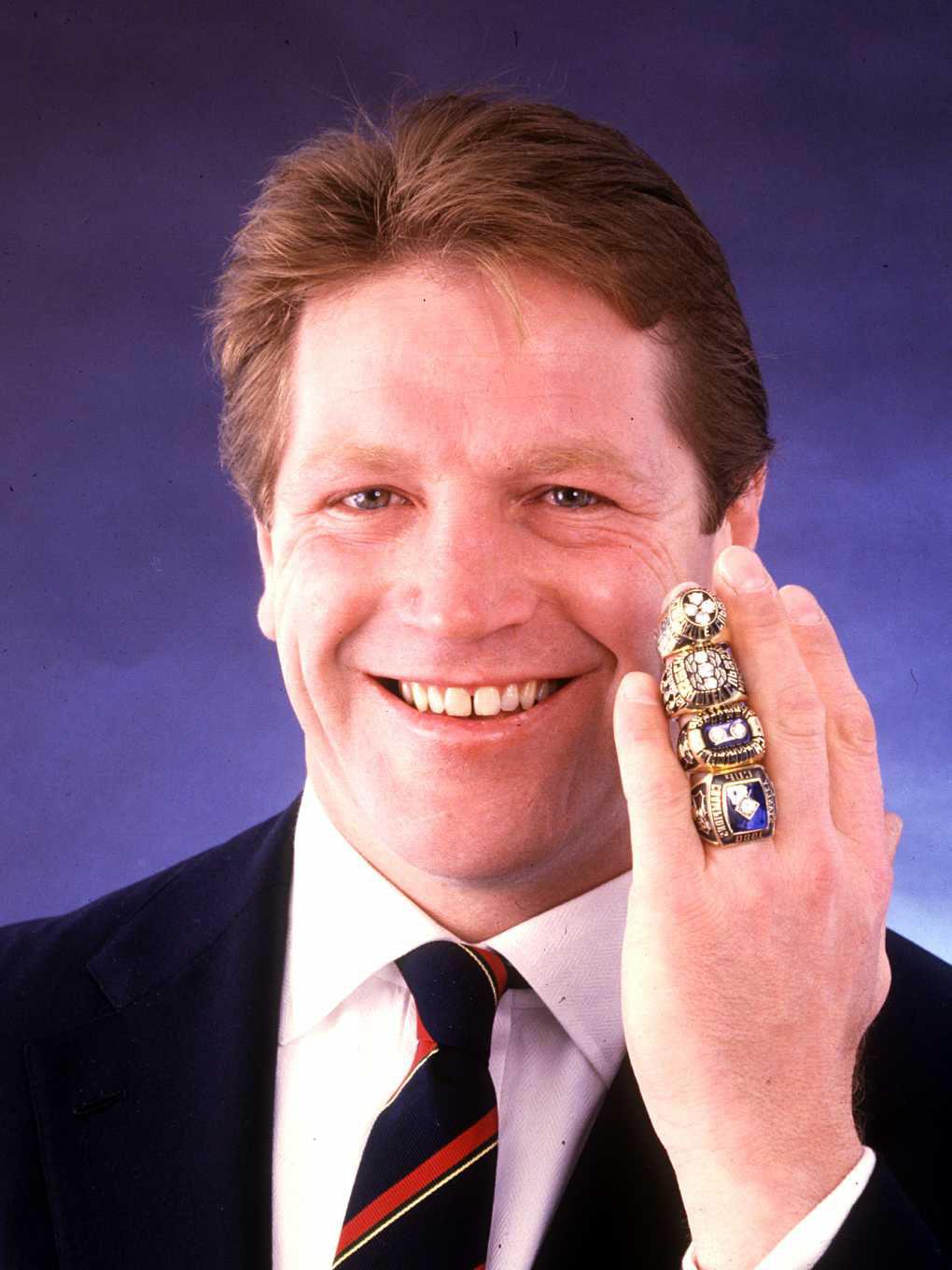 Happy 61st birthday to 4-time Stanley Cup Champion and Hockey Hall of Famer, Denis Potvin! 