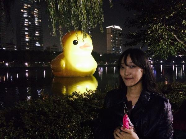 naseonin's tweet photo. 나도봤덕 러버덕 💕💕 http://t.co/ivrUSDYw5h