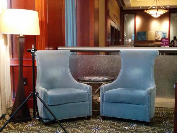 SAPinsiderKen's tweet photo. Day 3 @SAPinsider Studio at #Reporting2014 and we are going with the cozy Masterpiece Theater vibe. http://t.co/r0WsvCENvv