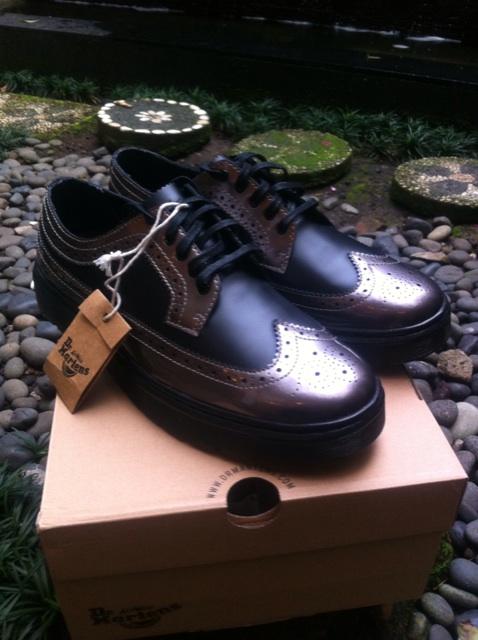 Dr.Martens 3989 BronzeBlack, size: 43 &amp; 45. New+Box, MIC. harga: 1,4jt. SMS/WA: 085720008777