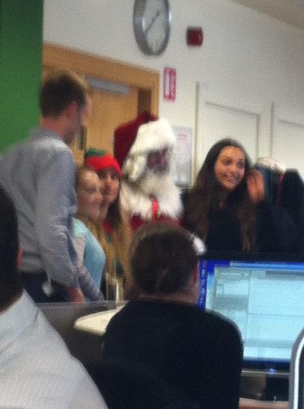 KevDoyle_Indo's tweet photo. In case anyone thought I was making that last tweet up... This is happening right now on Oct 29. #toosoonsanta http://t.co/G3S4krbh67