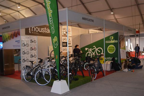anemelectric's tweet photo. Prodoprigora bike y Moustache a la Fira d'Andorra la Vella 24/25 i 26 d'octubre 2014 http://t.co/UcTu4Qtwgv