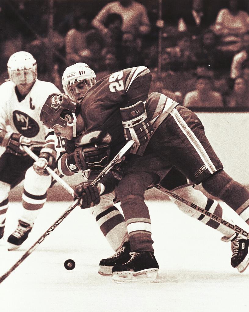 Happy birthday today to former NHL center Joel Otto born in Elk River, MN.  Otto played in the NHL 1984-85 thru 97-98 
