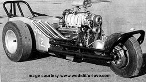 camchisel's tweet image. 1/2 Shirley Muldowney
1/2 Karen Stoffer
a'la 1950s

#dragbikecar :)
#outsidethebox
#trynewstuff
#pioneers