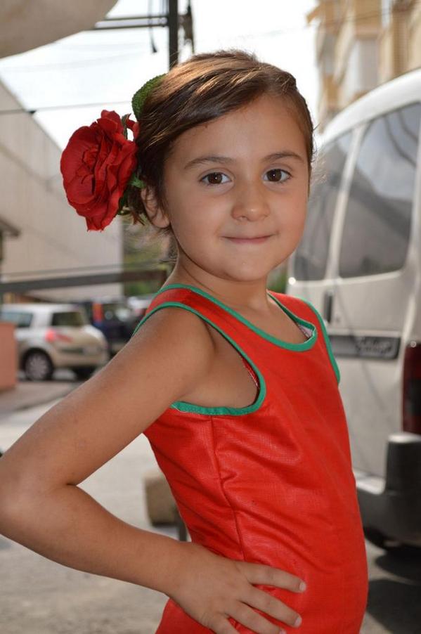 Ya que se habla de bellezas, aquí tienes a lo más bello de Mula. <a href="/bellezademula/">Bellezas de Mula</a>