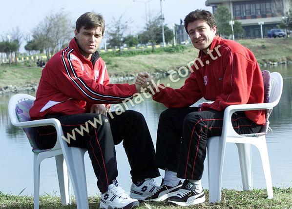 Fanatik on X: "Bir zamanlar... /// Ertuğrul Sağlam ve Tümer Metin'in Samsunspor günleri (Şubat 2001) http://t.co/1eElFQJnu0" / X
