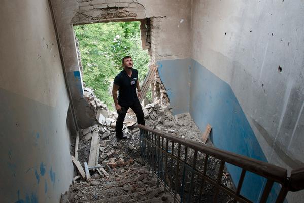 UN's tweet photo. Ukraine: Ban Ki-moon deplores planned holding of November ‘elections’ by rebel groups http://t.co/SfCqRIah5H http://t.co/bb5CM0Lm2v