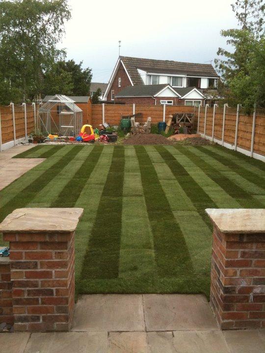 WatmoresTopsoil's tweet photo. New lawn, supplied by Watmores Topsoil http://t.co/CT5Jw1EAFu http://t.co/8A5p8drvhy