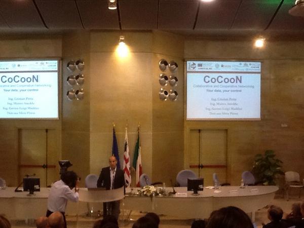 StartCupSardegn's tweet photo. Primo pitch CoCooN: il sistema che consente la condivisione di contenuti audio-video http://t.co/Ndf1shdrw8