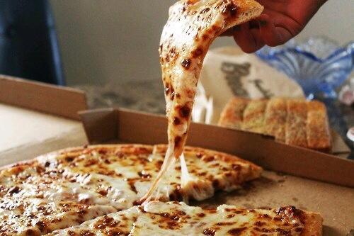 PicsDelivery tweet picture