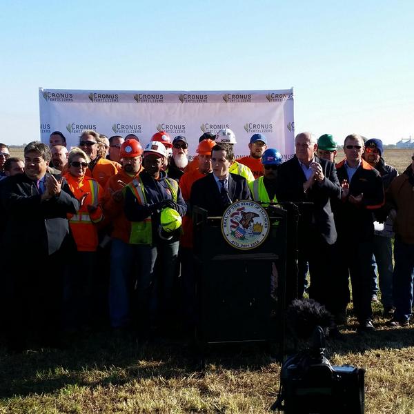 DCEO_EC_Region's tweet photo. @IllinoisDCEO &amp; @GovernorQuinn announce new $1.4bil Cronus Plant, adds 2000 construction &amp; 200 FTE jobs to EC region! http://t.co/8GKf6cE94V