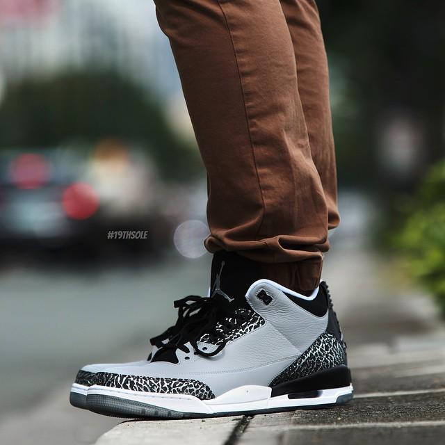 Sneaker Posts On Foot Look At The Wolf Grey Jordan 3 S Grab A Pair Here Http T Co D6q7rdqfxd Http T Co Vtgtrgorwv Sneaker Posts On Foot Look At The Wolf Grey Jordan 3 S Grab A Pair Here Http T Co D6q7rdqfxd Http T Co Vtgtrgorwv