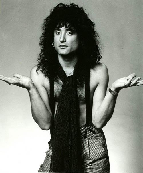 Happy birthday to Kevin DuBrow,may he Rest In Peace 