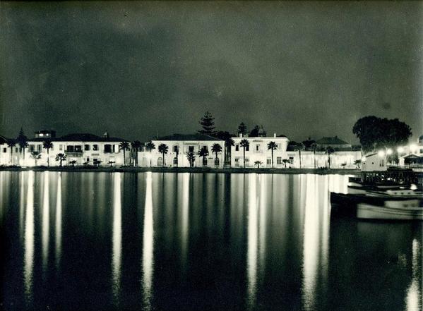 johnpap85's tweet photo. “@cyprusmail: A rare photograph of Larnaca harbour from the early 1940s. #Cyprus http://t.co/VIcnnVLhBR”