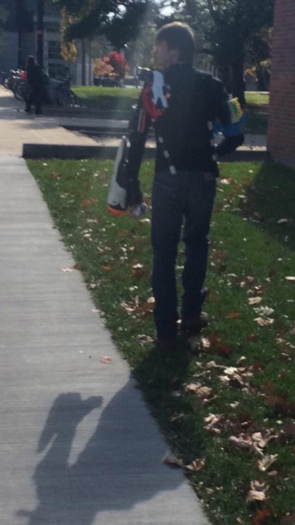 TheReelBigZ's tweet photo. #Nerfgunpoon @OSUpoons http://t.co/3TFyLJnBXI