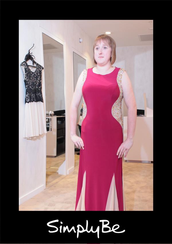 ItsLaraJevons's tweet photo. Check out my look at @SimplyBeUK Dudley #SimplyBeMagicMirror http://t.co/wQLwS4H111
