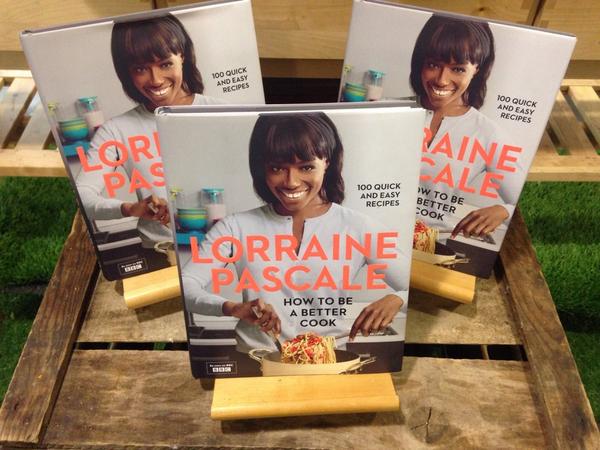 HarperCollinsUK's tweet photo. Are you sitting comfortably?! The @BBC's #OneShow with guest @lorrainepascale is about to start! #HowToBeABetterCook http://t.co/VK5I5RDVTq