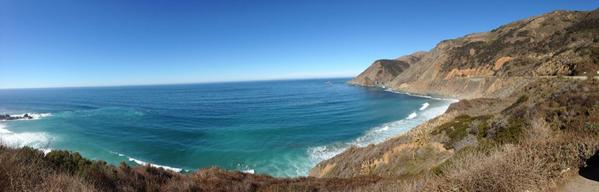 Hoffmaniussss's tweet photo. @Finchy_01 @ToyneBrian @JustPicki good times... For now #pacificcoasthighway http://t.co/4BQgudR823