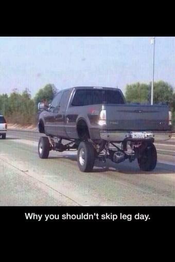 DJ_015's tweet photo. Leg day?... http://t.co/qur44RZKlo