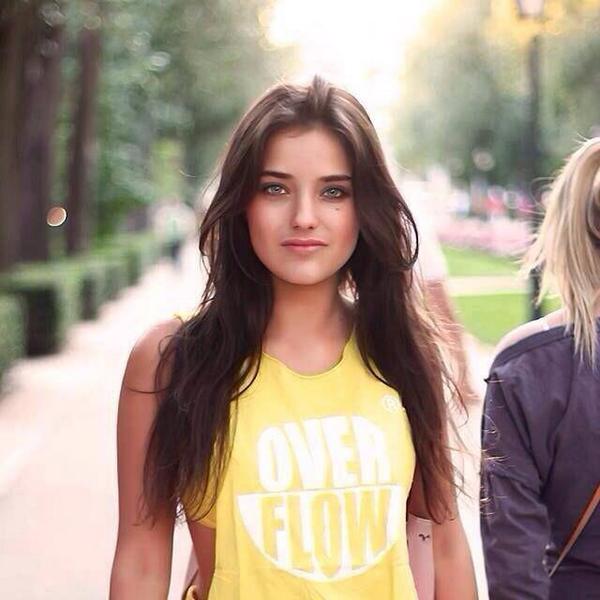 overflowear's tweet photo. @SrDador exacto. La fichamos con antelación 😁👌 http://t.co/0qSsKvAx32