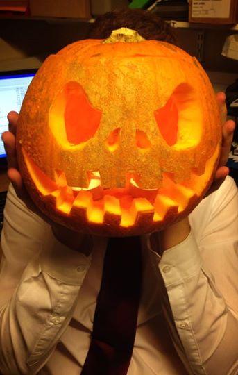 TheKitchenRest's tweet image. Our pumpkin modelled by Mitchy B! #halloween #carvinggenuises
