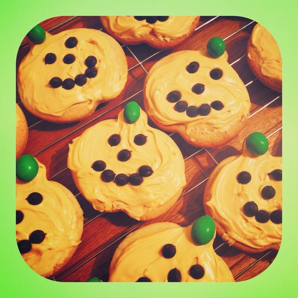 Made #pumpkin #cookies! Just in appearance, not flavour... #halloween #yumyum