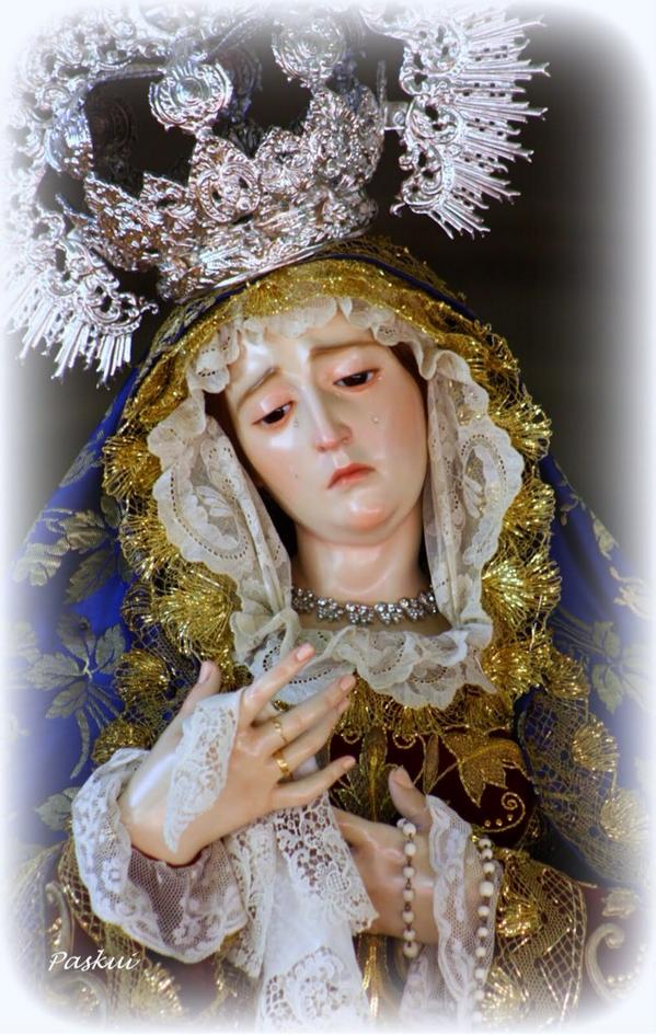 ProcesionMagna's tweet photo. La Virgen del #Olvido representará el mes de #Noviembre en la #ProcesionMagna de las #DoceEstrellas http://t.co/uow1Zw2HuU
