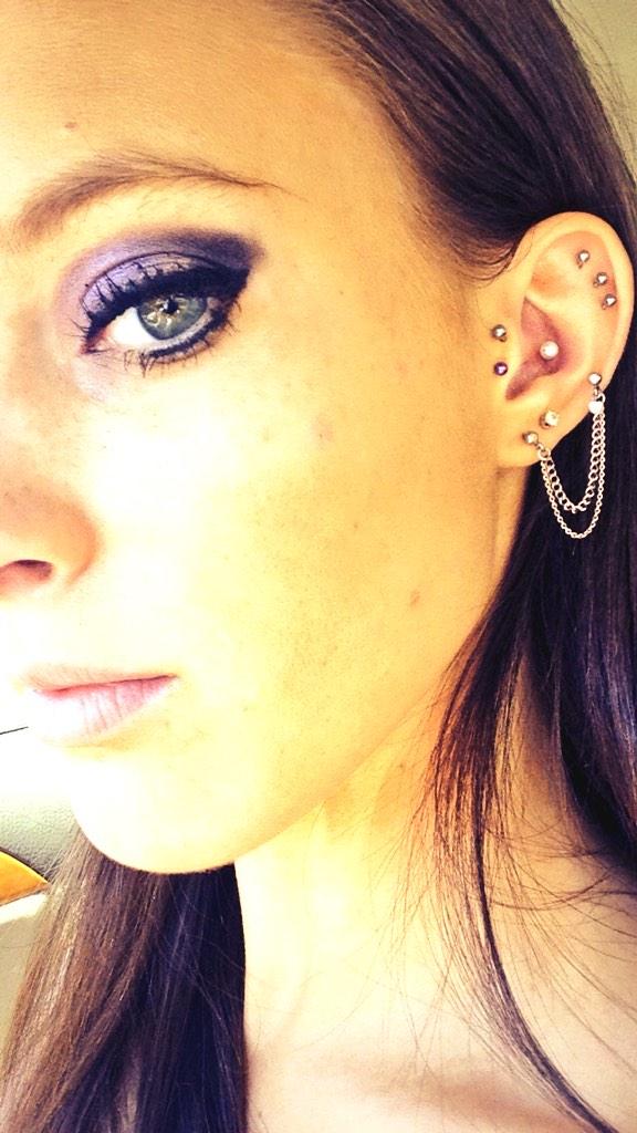 KendallMurphree's tweet photo. @EarringPorn http://t.co/omozGZTeWC