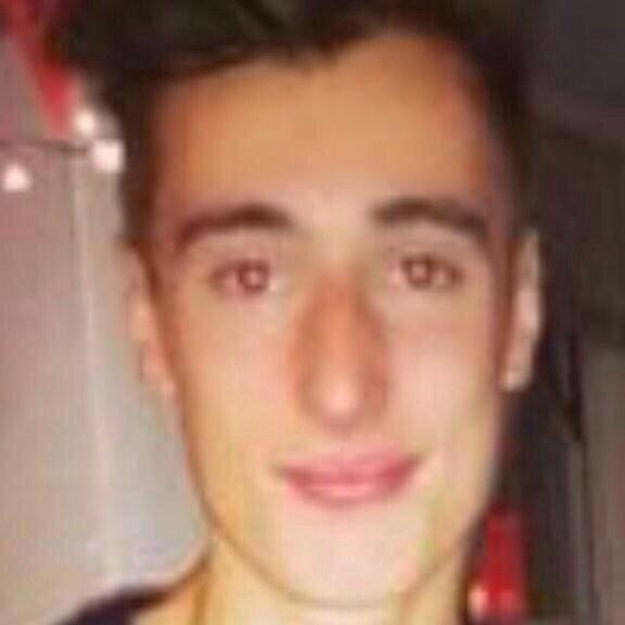 mchoplyfe's tweet photo. NAH LORD SUGAR IS SAVAGE 😂😂😭😭 http://t.co/nOVmFnEg0T