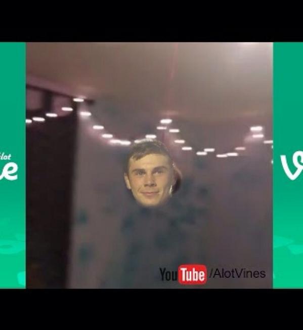 pdominey9's tweet photo. A joenado flew around my room before you came... #JustJoeThings @JoeyEdden http://t.co/kfUQuFMi8X