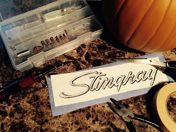 keyasaurus's tweet photo. About to knock out this pumpkin carving commission. #somanycurves http://t.co/Vr1DmrXw7z