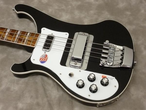不動の人気を誇るリッケンバッカー4003のレフティが久々に入荷！今回は