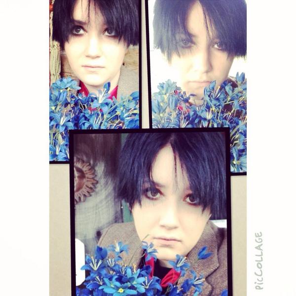 LokiBarnes23's tweet photo. Levi proposing to Eren:
"I love you shitty brat."
#Leviackerman #cosplaying #cosplay #AttackOnTitan #ereri #yaoi #gay http://t.co/51kMydIGO2