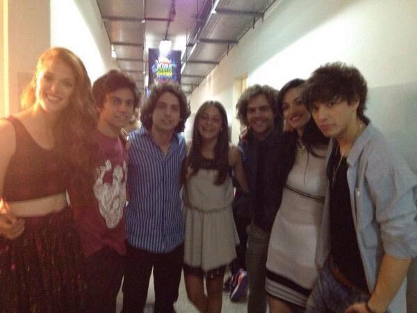 Caro_RDA's tweet photo. Amarlos es poco💞 @JennyRDA_ @P_LanzaniRDA @JSerranoRDA @OriRDA @Bernas_RDA @maxiRDAesp_ http://t.co/Dry2hHRLU5
