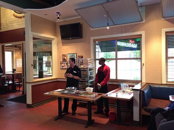 jwjj50's tweet photo. MMT happening at Windsor CT@nathan1baldwin @TlemisTrevor #shareable http://t.co/xyHr8y3IlE