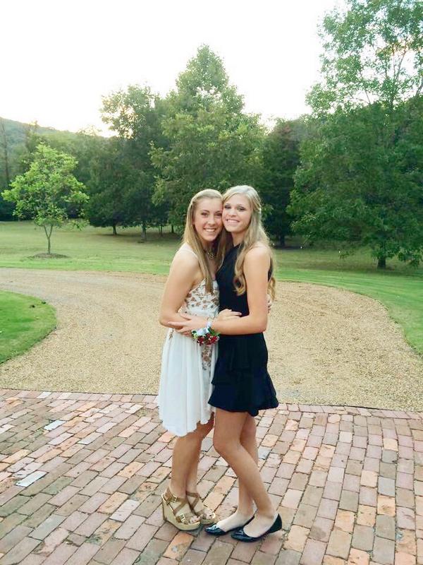 emilyallisonn12's tweet photo. huge happy birthday to my grounded best friend @pdmegandp 😉 thanks for being tall with me meg ily http://t.co/YgXGAt2TaL